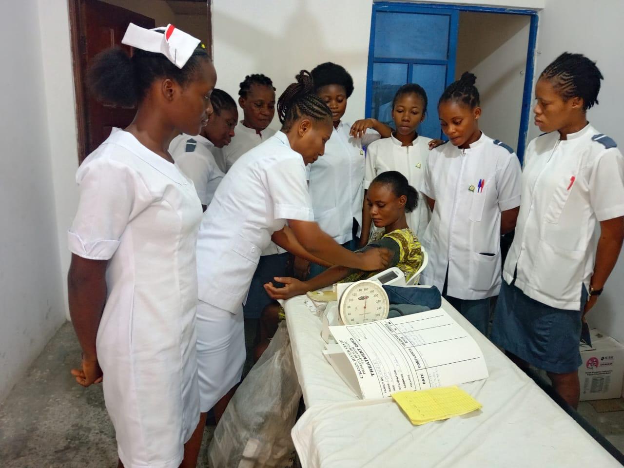 Community Health Workers supporting a mum